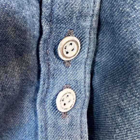 Prana Shirt Womens SZ Small Washed Out Denim Chambray 100% Organic Cotton Simple - Picture 10 of 15